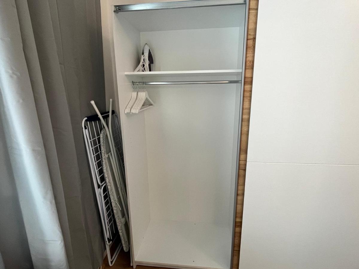 Апартаменты Stylish Apt Near Urania 1Br Вена Экстерьер фото